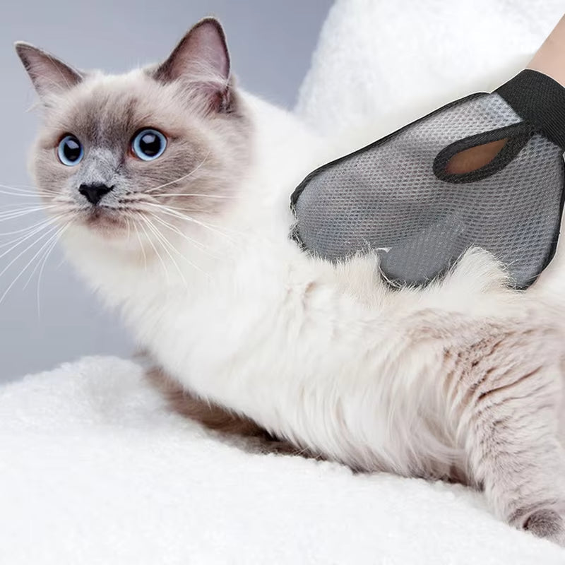 Say Goodbye to Shedding with the Silicone Pet Hair Removal Massage Grooming Glove